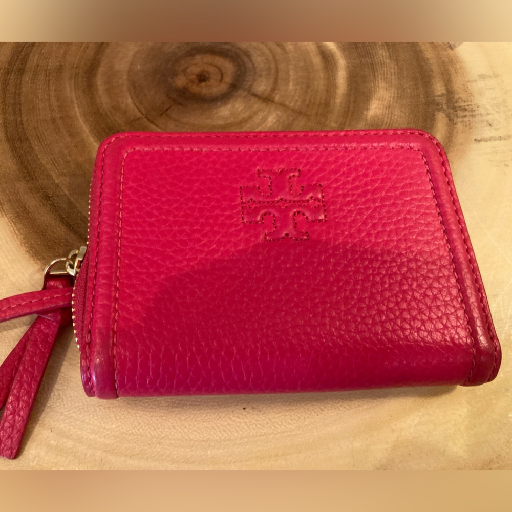 Tory Burch Thea Bifold Wallet Zip Around Wallet With Key fob Fushia Pink Rt-248$